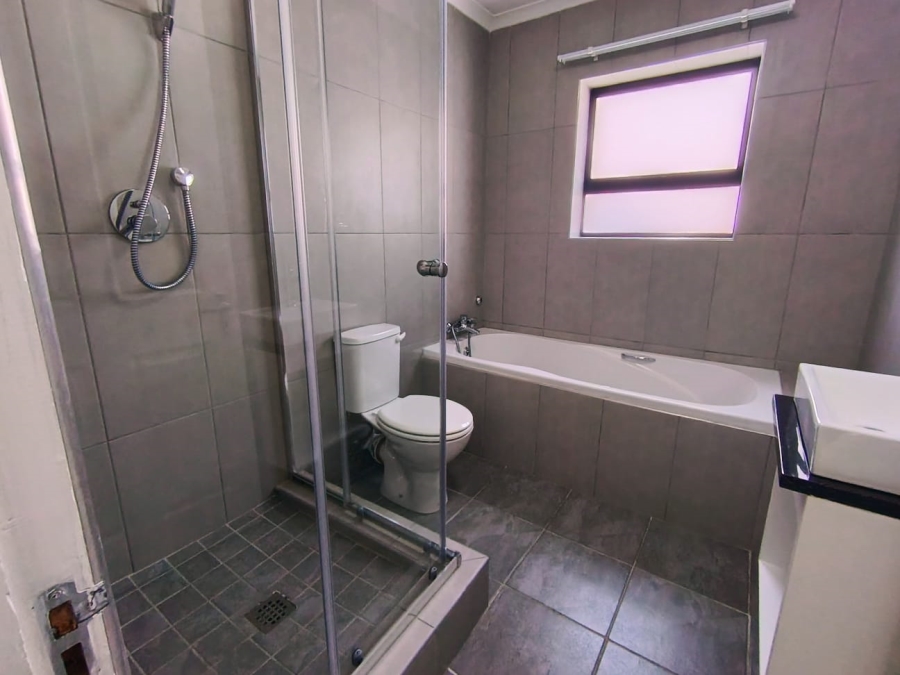 3 Bedroom Property for Sale in Heiderand Western Cape